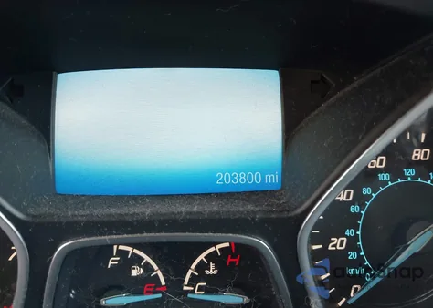 2015 Ford Escape Titanium z USA, uszkodzony, nr VIN 1FMCU9J90FUA08230